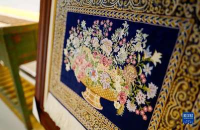 四川阆中:生产性保护复兴传统丝毯手织技艺